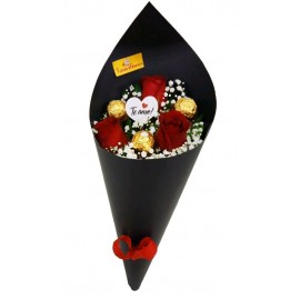 Amo Você  Buquê 3 Rosas com 3 Ferrero Aplicados